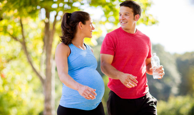 Il fitwalking fa bene alle donne in gravidanza e alle neo mamme
