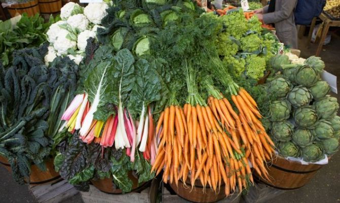verdura,ortaggi,carote,carciofi,cavoli,broccoli