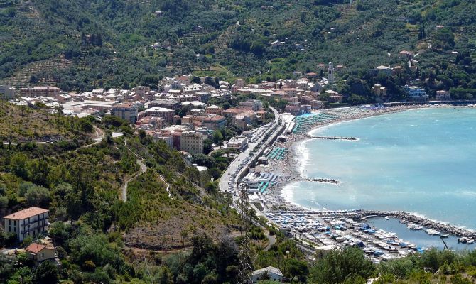 levanto liguria mare spiaggia panorama natura