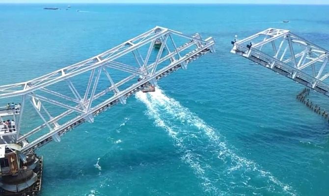 Pamban Bridge India, treni, ferrovie, 