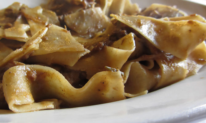 pasta con ragù di cinghiale