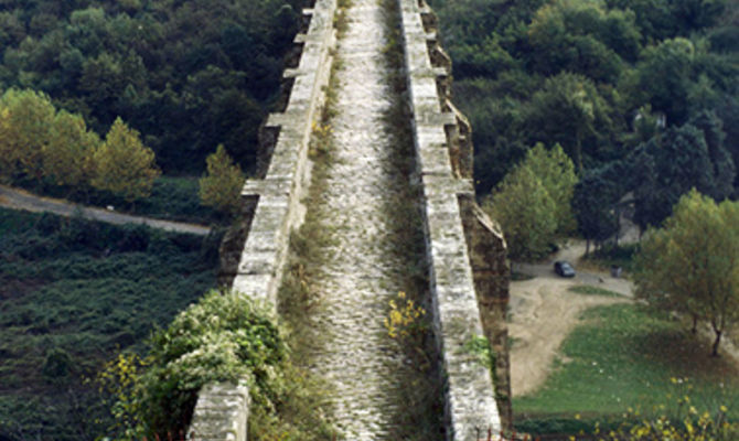 Caserta, Valle di Maddaloni, Ponti della Valle, particolare<br />
