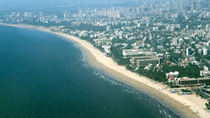 Mumbai Juhu Beach