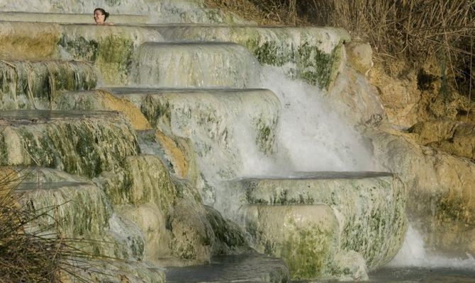 La magica acqua sorgiva di Saturnia