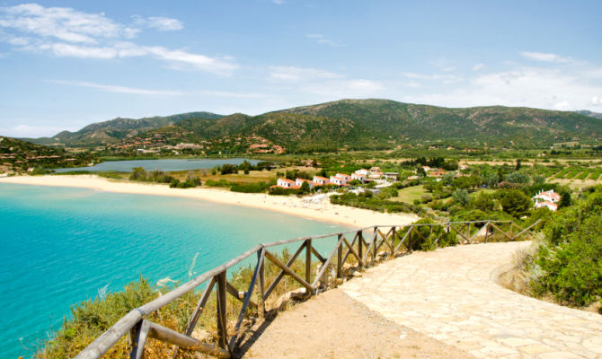 Spiaggia di Chia