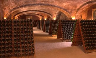 Asti, le Cantine Storiche Gancia tra storia e architettura