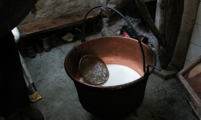 bagosso vagolino formaggio lombardia caldera rame latte caseificazione