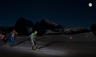 Sci di fondo in notturna sull'alpe di Siusi