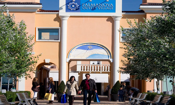 Palmanova outlet village