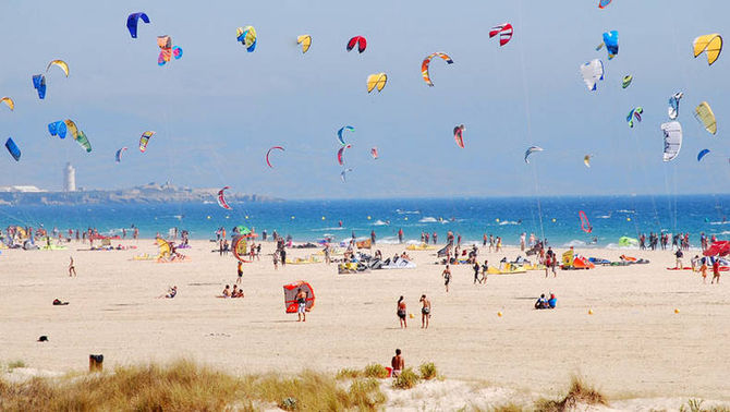 Kite sulla spiaggia di Tarifa