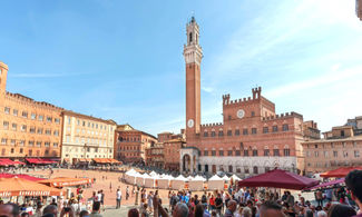 Arriva a Siena il Mercato nel Campo