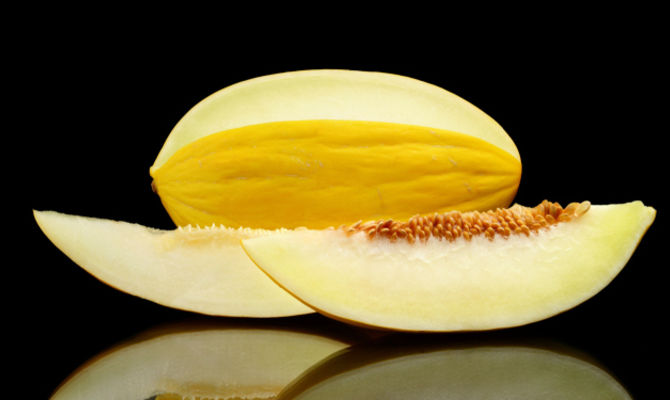 melone giallo, frutta, fetta, semi, buccia