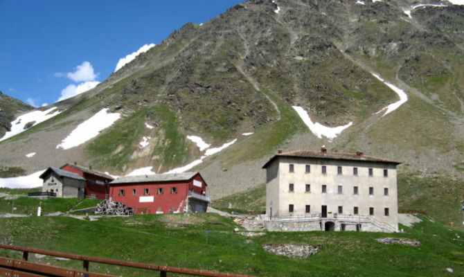 Gran San Bernardo rifugi