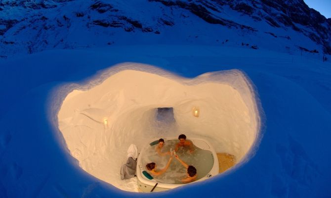 Iglu Dorf a Muottas Muragl Engadina