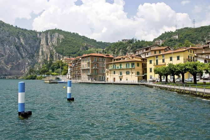 8 Lago d'Iseo