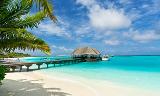 Maldive, Cassano e Marcialis tra spiagge e social