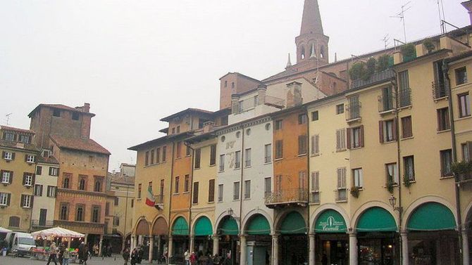 Fashion District Mantova
