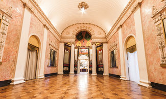 Palazzo San Teodoro, nella Napoli dei Borboni