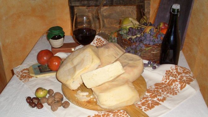 formaggio di fossa di Sogliano