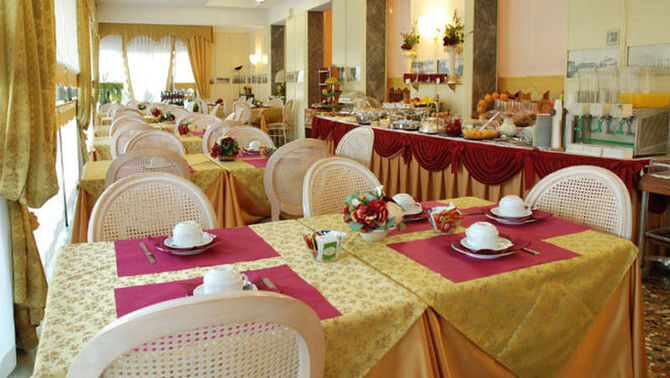 Hotel Riviera