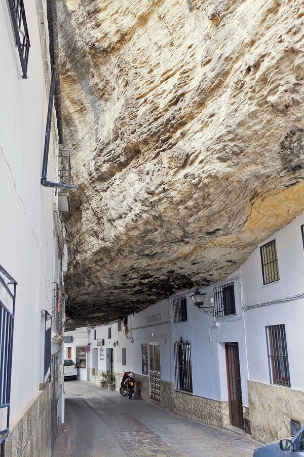 Setenil de las Bodegas