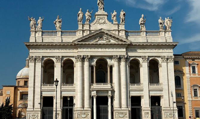 <em>Basilica di San Giovanni in Laterano</em>, 313-1732, Roma<br />