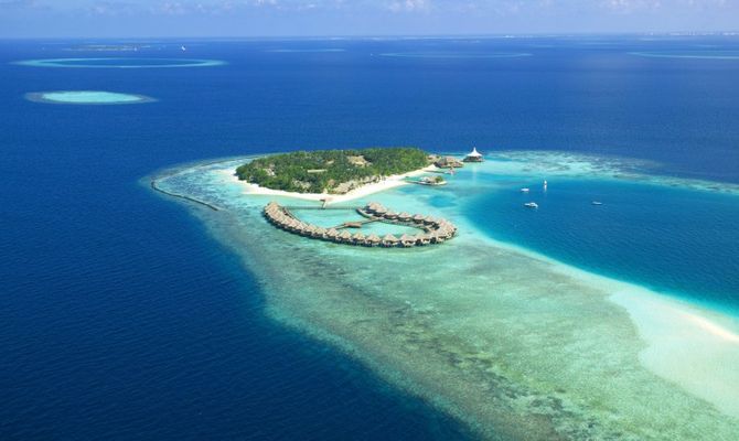 Maldive, resort Baros: bungalow sull'acqua