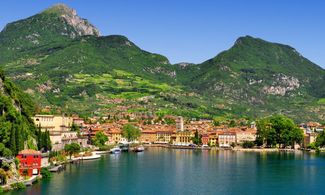 Riva del Garda tra natura e storia