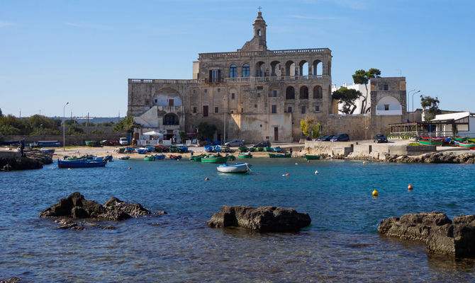 Resultado de imagem para abbazia san vito polignano a mare