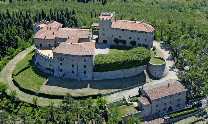 Umbria, Castello di Montegiove