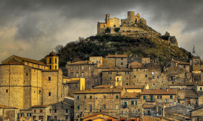 Panorama di Tolfa