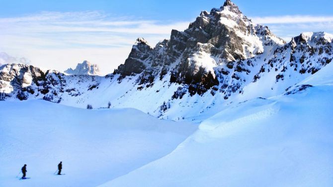 Sciatori sulle Dolomiti