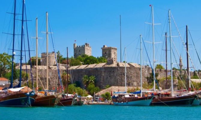 Bodrum, barche e castello