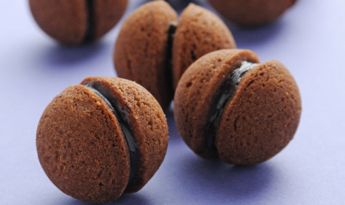 cioccolato biscotti dolci baci cacao