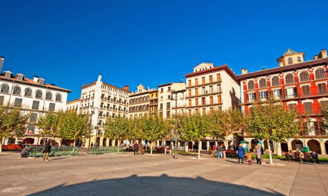 Piazza di Pamplona, centro storico