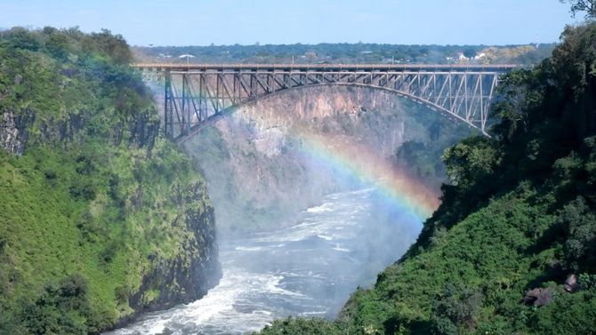 Cascate Vittoria con arcobaleno