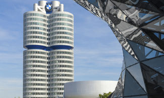 BMW compie 50 anni in Italia