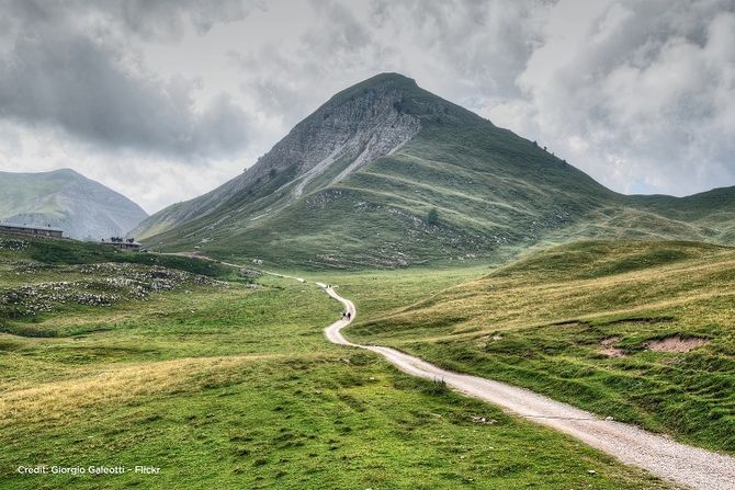 La Route des Grandes Alpes, Alpi francesi, Francia