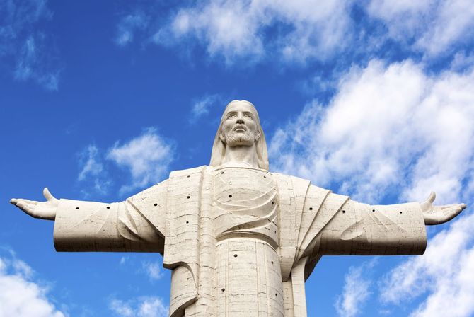 Cristo de la Concordia