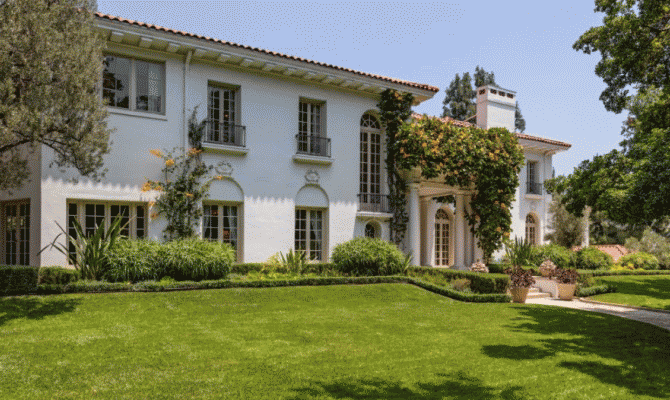 Villa di Angelina jolie a Los Angeles