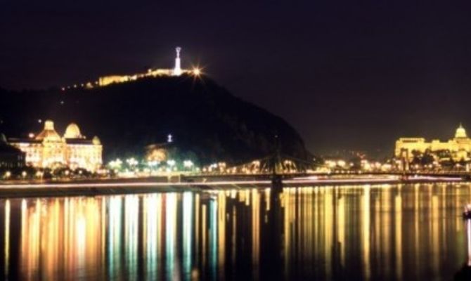 Budapest  night