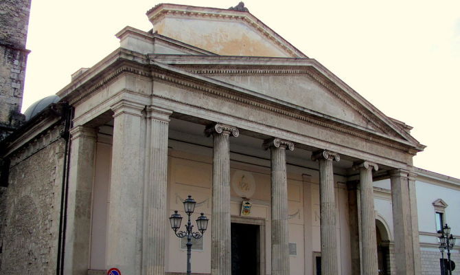 Cattedrale di Isernia