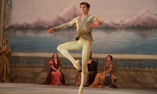 Ralph Fiennes racconta Nureyev nel suo The White Crow