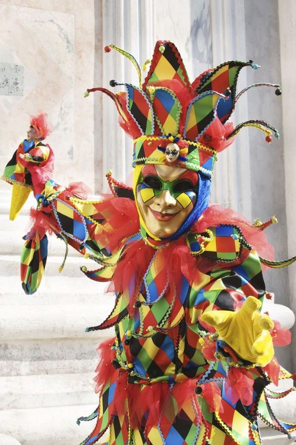 Italia in maschera: i 10 costumi della tradizione