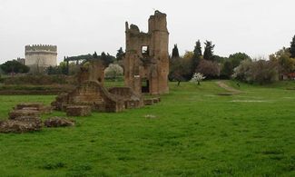 Resti di Villa  Massenzio, Parco dell'Appia Antica