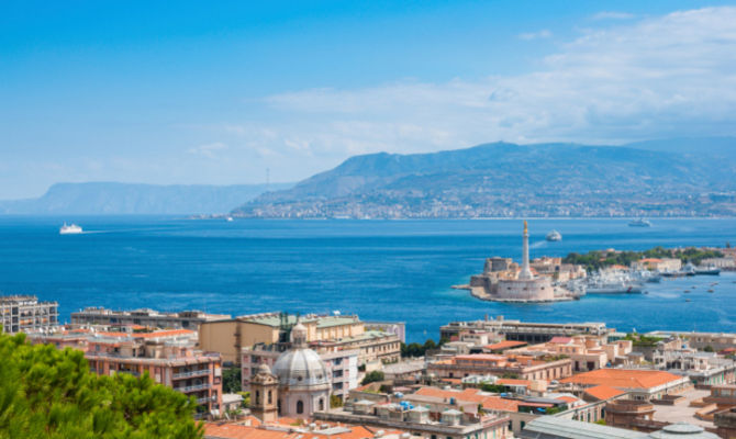 Stretto di Messina, mare, sicilia, calabria<br>