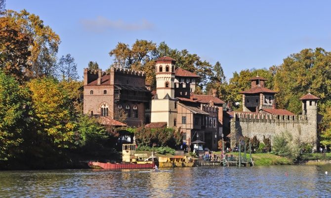 Parco del Valentino, torino, castello