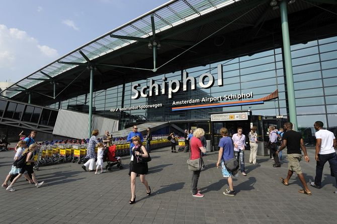 12 Aeroporto di Amsterdam-Schiphol