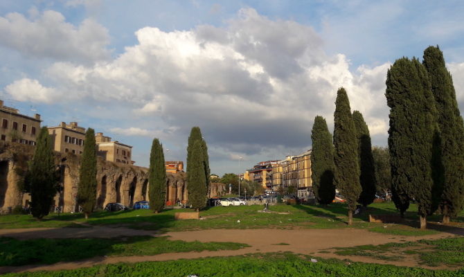 Parco con l'Acquedotto alessandrino