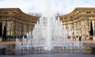 48 0re a Montpellier: dalle fontane alla techno music